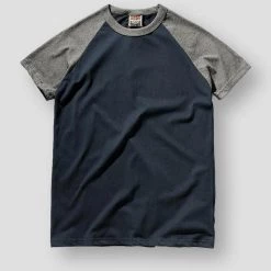 Iceupsnow Men's Store Men's Apparels Saint Morris Poitiers Raglan Shirt