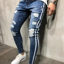 LLady Secret Store Rocky Ripped Jeans