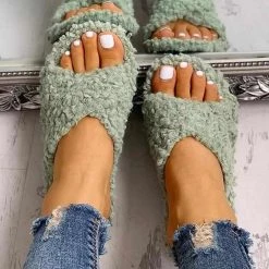 MECE Fluffy Slippers Home