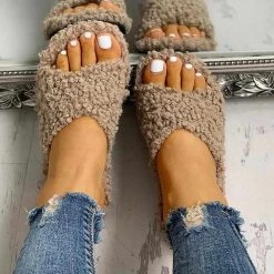 MECE Fluffy Slippers Home