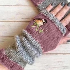 ILOVEDIY Beautyfinding Store Women's Apparels Sky Madrid Embroidery Bird Knitted Gloves
