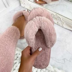 YANG YANG 118 Store Saint Morris Too Cute Faux Fur Toe Thong Slippers