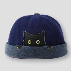 Walk Into Trendy Store North Royal Knitted Melon Cat Hat