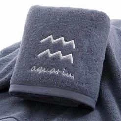 WHOVEYON Quality Life Store Sky Madrid Zodiac Sign Bath Towel