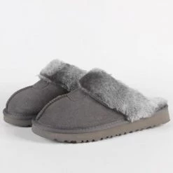 Aaa88888888 Store Women's Apparels Sky Madrid Fur Suede Slippers 8 Aaa88888888 Store Women's Apparels Sky Madrid Fur Suede Slippers